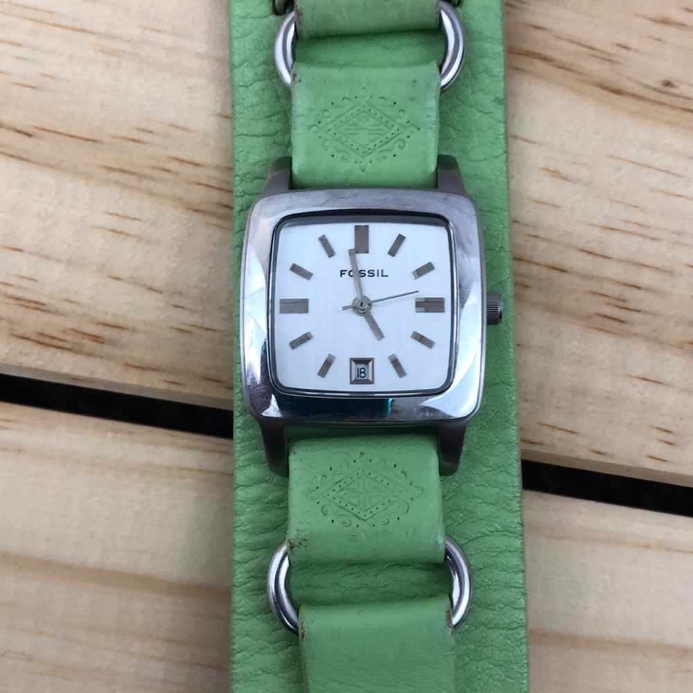 Fossil Watch - Picture 3 of 5